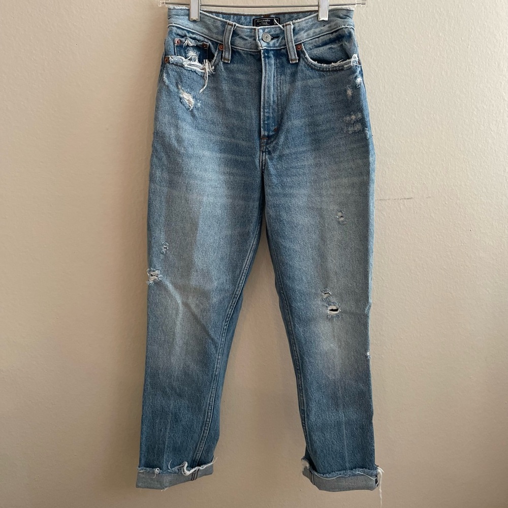 Abercrombie & Fitch Distressed Blue Mom Jeans - Size 0 (25)